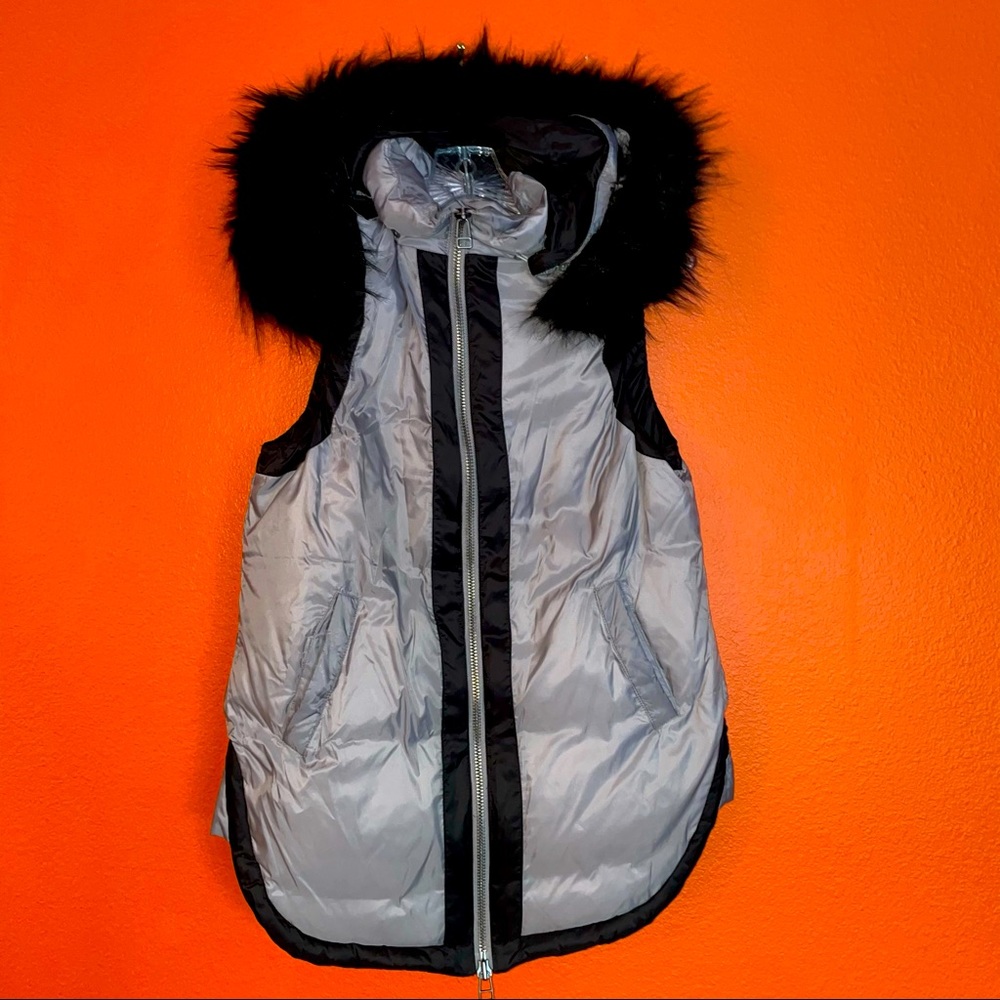 Sundance puffy vest with removable hood